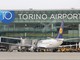 Tragedia di Caselle, l’aeroporto chiuso fino alla mezzanotte di domenica: cancellati i voli da e per Torino