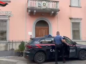 Carmagnola, smascherano la truffa del 'finto carabiniere": arrestato 19enne residente in Campania [VIDEO]