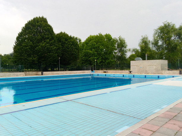 Torino, domani riaprirà la piscina Colletta