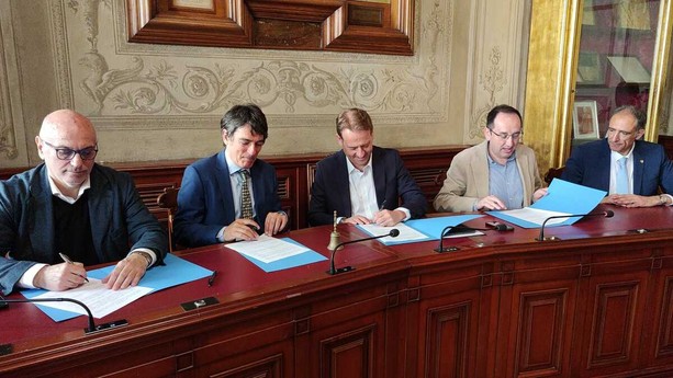 Da Finale una svolta per la Liguria sulle autorizzazioni paesaggistiche: un accordo per tempi più che dimezzati (FOTO e VIDEO)