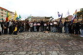 Sanremo, in cento in piazza contro la “Campana per i bimbi mai nati”: difesa della 194 e dello Stato laico (Foto e Video)