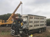 Due morti nel drammatico incidente alle porte di Cuneo: recuperati i mezzi e riaperta la strada