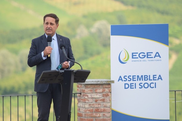 Crack Egea, la difesa di Carini: "Perché reinvestire 3 milioni di utili in azienda se la sapeva decotta?" Crack Egea, la difesa di Carini: "Perché reinvestire 3 milioni di utili in azienda se la sapeva decotta?"