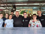 ALLA FESTA DI CAPOLAGO. «Qui in mezzo alla campagna, tra un bicchier di vino e un panino la vita sembra più lieve»