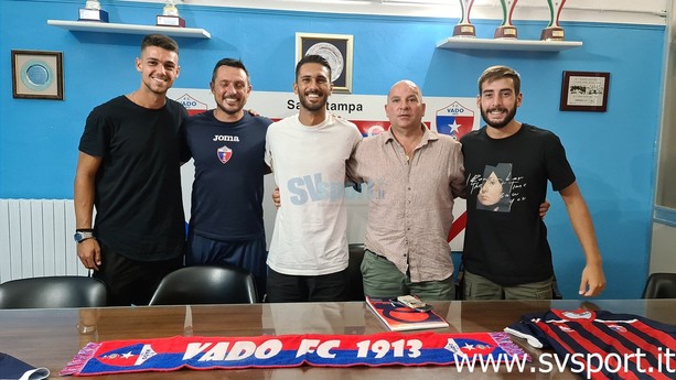 Calcio, Vado. Ufficiali i tesseramenti di Aperi, Magonara e di Cossu (VIDEO)