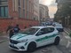 Blitz di una trentina di agenti in via Como: controlli antidroga anche con unità cinofile e agli esercizi commerciali. Quarante persone identificate, una denuncia e una segnalazione