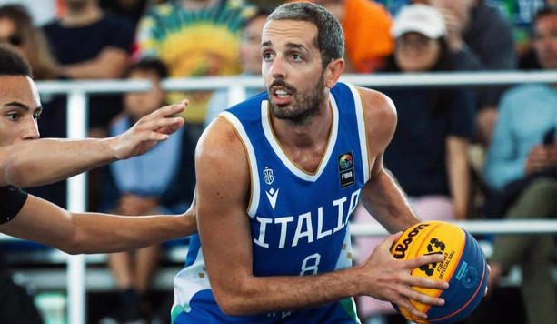 Tutto vero: Della Valle è un giocatore di Varese Tutto vero: Della Valle è un giocatore di Varese