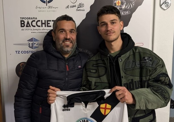 Calciomercato. L'Albingaunia alza il tiro, al centro dell'attacco arriva Lorenzo Cassata