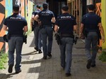 Spaccio e clandestini, controlli della polizia in centro a Varese Spaccio e clandestini, controlli della polizia in centro a Varese