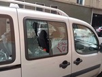 Auto vandalizzate, scippi e spaccio a San Donato: l'allarme dei residenti finisce in Circoscrizione 4