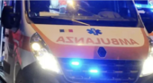 Auto fuori strada, due incidenti nella notte: quattro giovanissimi soccorsi