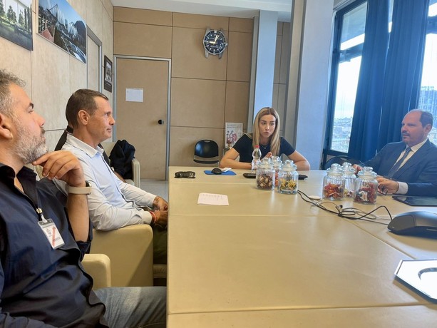 Vertice Comune-AMT, Genova aspetta i fondi del ministeri e i sindacati attaccano: “Sorprende chi finge stupore sullo stato economico dell’azienda”