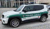 Mondovì, raid di gomme tagliate, furti di fiori e una persona sorpresa a defecare su una vetrina: tutti individuati grazie alla videosorveglianza