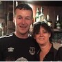 Addio a Mike Smith, titolare del Well's Pub, il “Pozzo” di Carrù