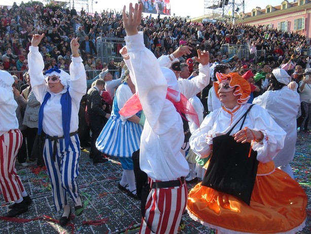 Carnevale di Nizza e Fête du citron di Menton a rischio? A gennaio la decisione Carnevale di Nizza e Fête du citron di Menton a rischio? A gennaio la decisione
