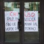 "Chiuso per inutilità", attacco agli uffici del Verde di Torino. Tresso: "Atto vile di minaccia"