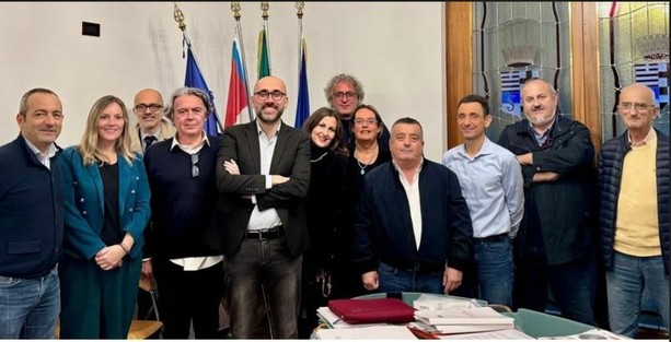 Summit di Centro per Cuneo con Robaldo, ma il vicesindaco Serale diserta l’incontro Summit di Centro per Cuneo con Robaldo, ma il vicesindaco Serale diserta l’incontro