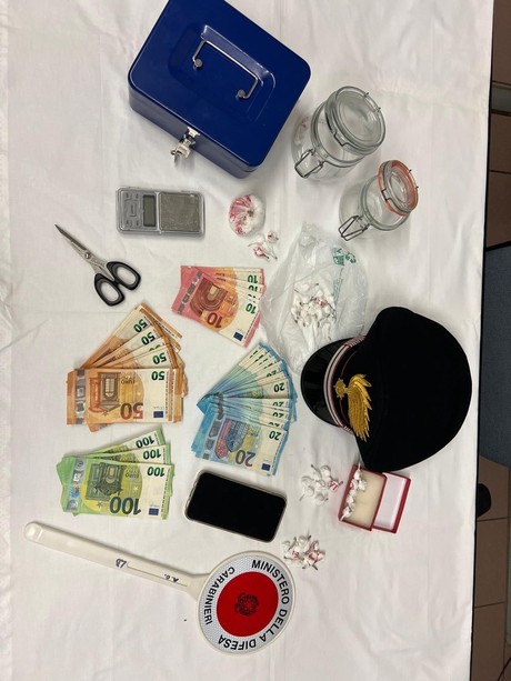 Spaccio di cocaina, arrestato un ventunenne: sequestri tra Mombercelli, Castagnole e Asti Spaccio di cocaina, arrestato un ventunenne: sequestri tra Mombercelli, Castagnole e Asti