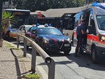 Aggressione all’autista del bus in piazza Montano, rotta una porta e sputi contro la conducente Aggressione all’autista del bus in piazza Montano, rotta una porta e sputi contro la conducente