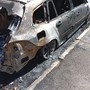 Due auto in fiamme al Regio Parco, paura per le ritorsioni tra abusivi