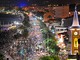 Cagnes-sur-Mer si trasforma in un grande palcoscenico sul mare: torna "Promenade en Fête" con musica, spettacoli e fuochi d'artificio Cagnes-sur-Mer si trasforma in un grande palcoscenico sul mare: torna "Promenade en Fête" con musica, spettacoli e fuochi d'artificio