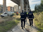 Ventimiglia, nuovo sgombero alle Gianchette: rimosse le tende sul fiume e allontanati nove migranti (Foto e Video)