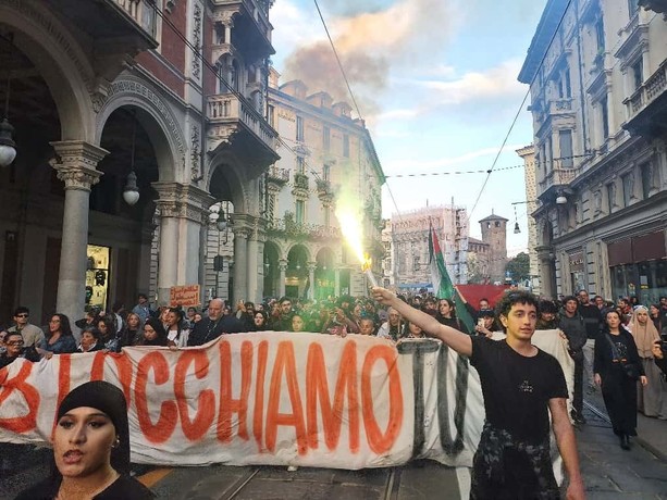 Sciopero generale, giornata di cortei: da stamattina in piazza per Gaza fino al corteo serale in centro [FOTO]
