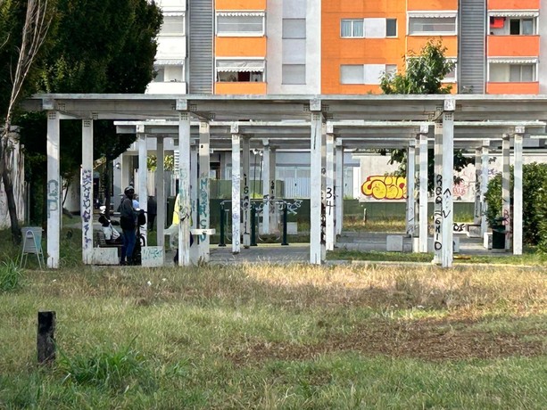 Il grido d'allarme di Torino Sud: &quot;Spaccio e degrado. Negli ultimi anni abbiamo visto la nostra zona cambiare: ma sempre in peggio&quot; [FOTO]