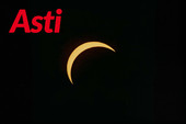 Anche nell'Astigiano tutti "con il naso all'insù" per ammirare l'eclissi [GALLERIA FOTOGRAFICA]