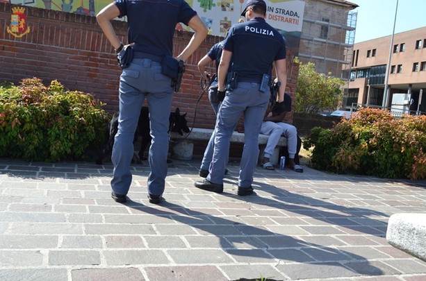 Varese, sangue sotto i portici del centro: ferito ad un braccio francese di 36 anni
