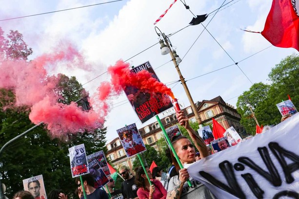 "Non paghiamo la loro guerra": a 4 mesi dallo sgombero Aska inziano le mobilitazioni verso il Primo Maggio [FOTO e VIDEO]