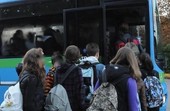Ragazza con sindrome di Down multata sul bus per biglietto dal colore sbagliato. La madre: &quot;Dov'è finita l'umanità?&quot;