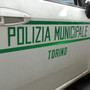 Aurora, insegue una donna armato di coltello: arrestato dalla Polizia Locale