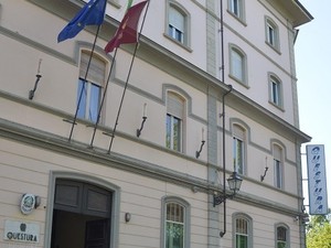 Due arresti per violenza di genere: interventi immediati della Polizia di Stato a Cuneo Due arresti per violenza di genere: interventi immediati della Polizia di Stato a Cuneo