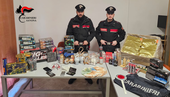 Droga, materiale da spaccio e 40kg di esplosivi: arrestato operaio 30enne
