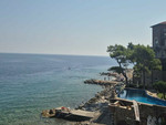 Piscina condominiale riempita con acqua di mare: scattano le multe a Capo Noli