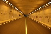 Tunnel Est-Ovest di Cuneo, paura e polemiche: “Sfiorata la tragedia, sicurezza insufficiente”