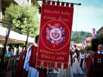 Ad Alba la sfilata storica medievale dà il via all'attesissimo Palio degli Asini [FOTO]