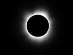 Lo spettacolo dell'eclissi in Piemonte: appuntamento domani tra le 19.30 e le 20.20 Lo spettacolo dell'eclissi in Piemonte: appuntamento domani tra le 19.30 e le 20.20