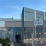 Pluriomicida evase dal carcere di Cuneo: assolto l’agente penitenziario finito alla sbarra per omessa custodia Pluriomicida evase dal carcere di Cuneo: assolto l’agente penitenziario finito alla sbarra per omessa custodia