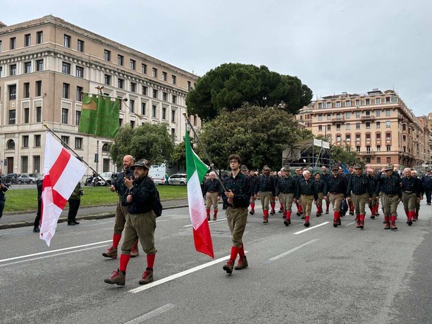 Genova saluta le penne nere con un’adunata da record di presenze: "Un evento realizzato dagli alpini, ma costruito e vissuto insieme alla gente"