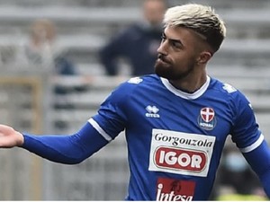 Calciomercato. Il Ligorna rilancia per la corsa al primo posto, trattativa avviata per Dardan Vuthaj Calciomercato. Il Ligorna rilancia per la corsa al primo posto, trattativa avviata per Dardan Vuthaj