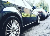 In casa nascondeva un etto di cocaina, 1,3 kg di marijuana e 50mila euro in contanti