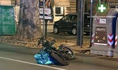 Foce, frontale tra auto e bici in corso Torino: rider in codice rosso al San Martino Foce, frontale tra auto e bici in corso Torino: rider in codice rosso al San Martino