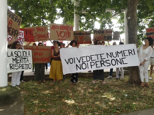 Barriera di Milano fa quadrato sull'istruzione: &quot;Contro accorpamenti e scuole ghetto&quot; [FOTO]