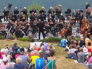 EVENTI / Non è Ferragosto senza concerto in quota: l'orchestra Bruni al Rucas, a Castelmagno i Lou Dalfin EVENTI / Non è Ferragosto senza concerto in quota: l'orchestra Bruni al Rucas, a Castelmagno i Lou Dalfin