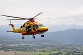 Tragedia sulla Statale 26: travolto e schiacciato da un furgone, muore un 58enne