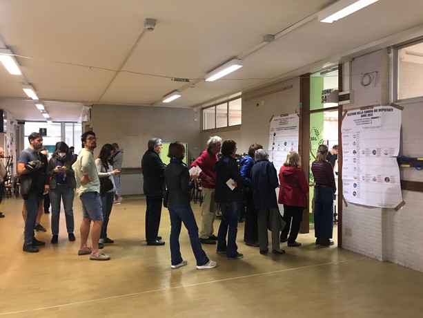 Politiche 2022, affluenza in salita: alle 12 i torinesi che sono andati a votare sono stati il 17,53%
