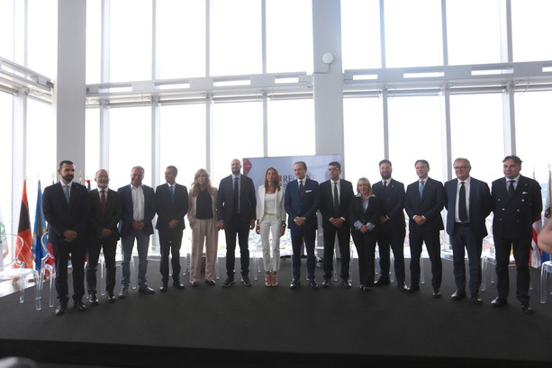 Undici assessori e due sottosegretari: ecco la squadra per il Cirio bis in Regione Undici assessori e due sottosegretari: ecco la squadra per il Cirio bis in Regione