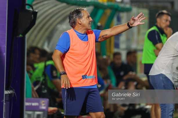 Calcio | Vado. Polveri bagnate contro la Pianese, Pastorino: "Ho sbagliato io, ripresa confusionaria" Calcio | Vado. Polveri bagnate contro la Pianese, Pastorino: "Ho sbagliato io, ripresa confusionaria"